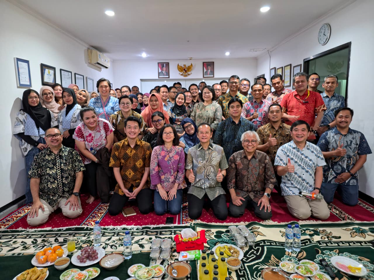 Menyatukan Visi, Menguatkan Kolaborasi. "Together We Win, We Rise, We Grow".